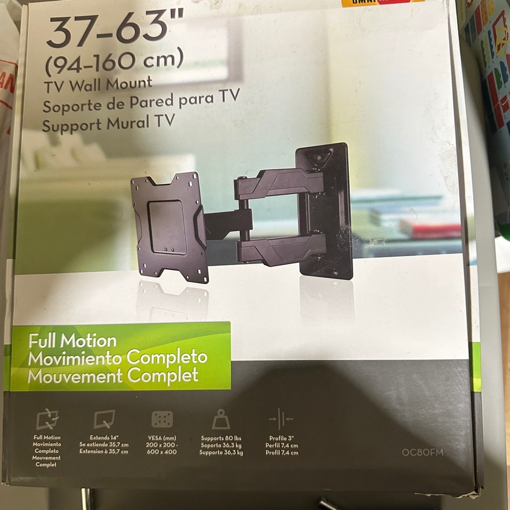 Full Motion TV Wall Mount 37-63 Inch